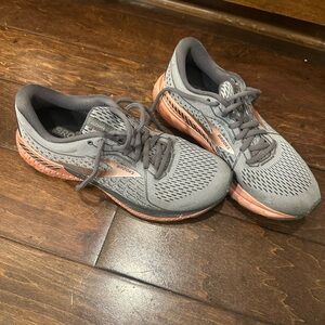 Brooks adrenaline 21